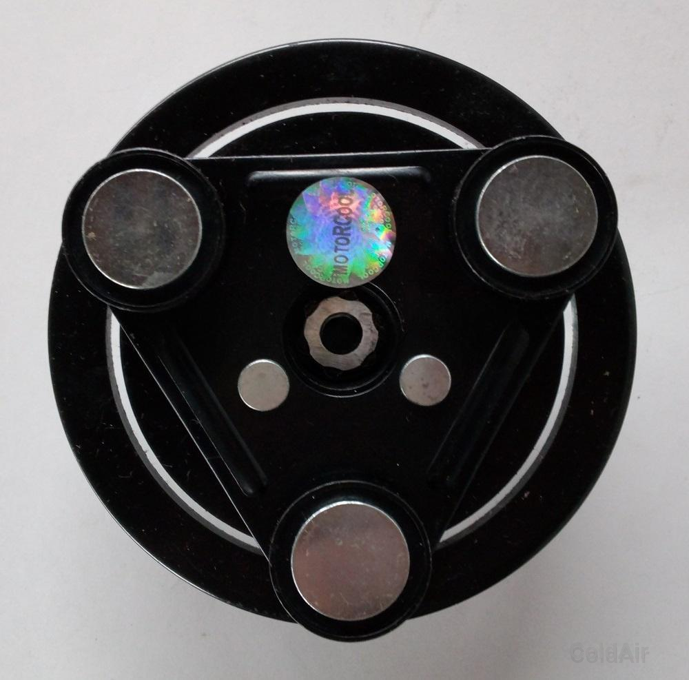 Комплект RC-U08476 шкив: 6-PK, Ø​129/125*29мм. посад. 35мм, муфта: 111*66*32/24,5*42мм, приж. пластина: шлиц Ø12,7мм.